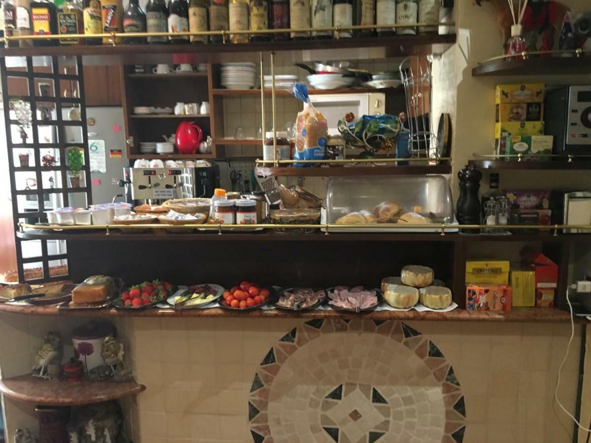 Caligola Bed & Breakfast